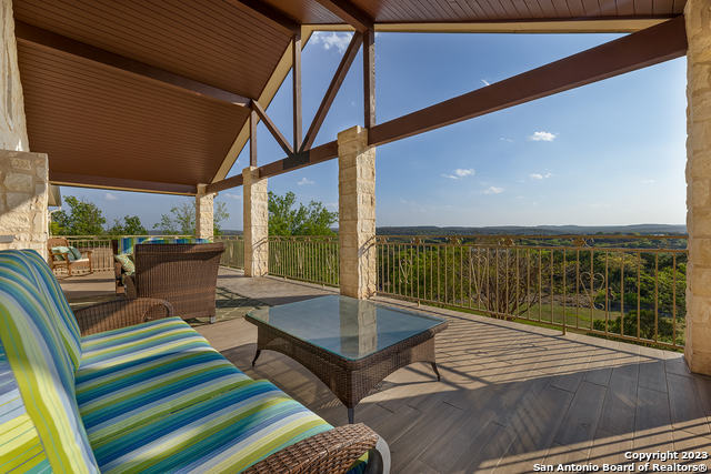 101 Hunters Cliff Boerne TX 78006