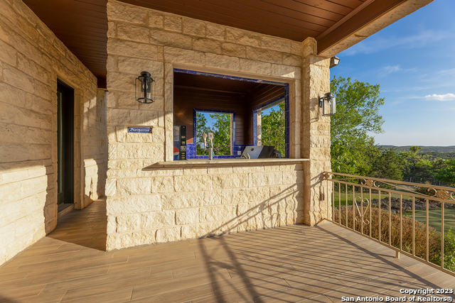 101 Hunters Cliff Boerne TX 78006