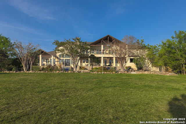 101 Hunters Cliff Boerne TX 78006