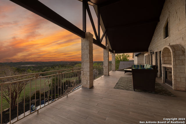 101 Hunters Cliff Boerne TX 78006