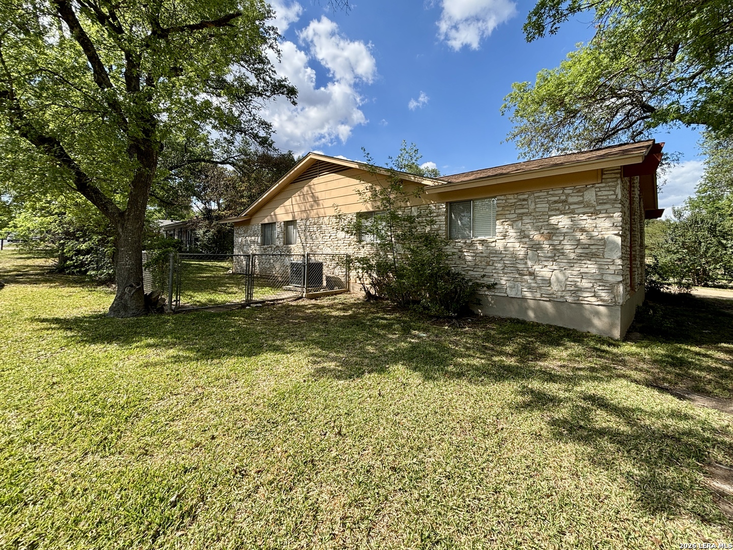8908 Little Walnut Parkway Austin TX 78758