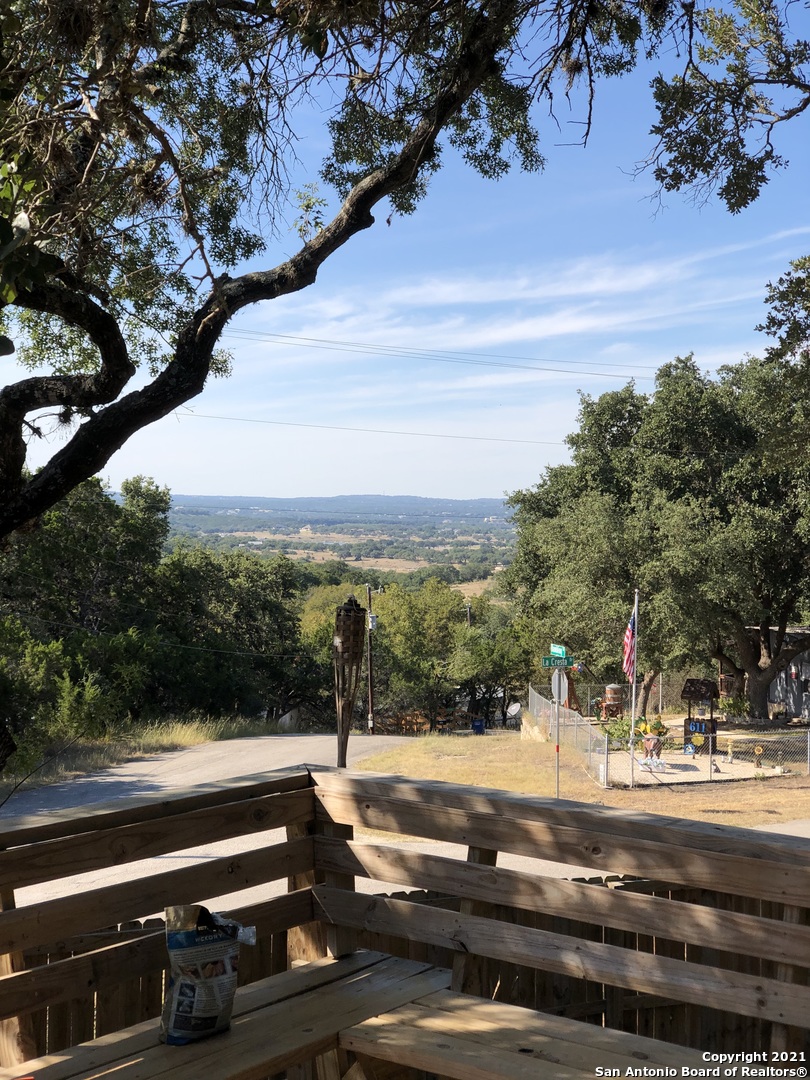 466 Wild Oak Drive Canyon Lake TX 78133