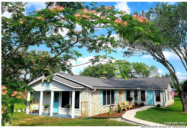 111 W Fabra Lane Boerne TX 78006