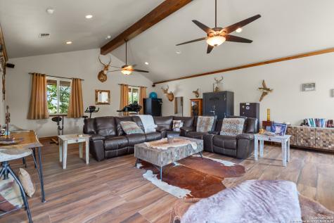 31421 Wild Oak Hill Fair Oaks Ranch TX 78015