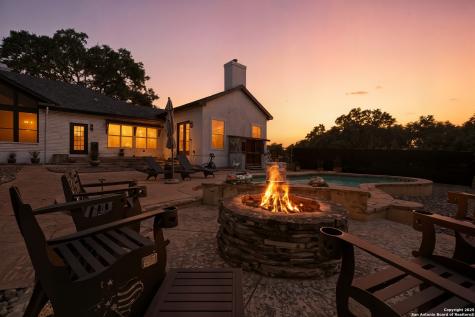31421 Wild Oak Hill Fair Oaks Ranch TX 78015