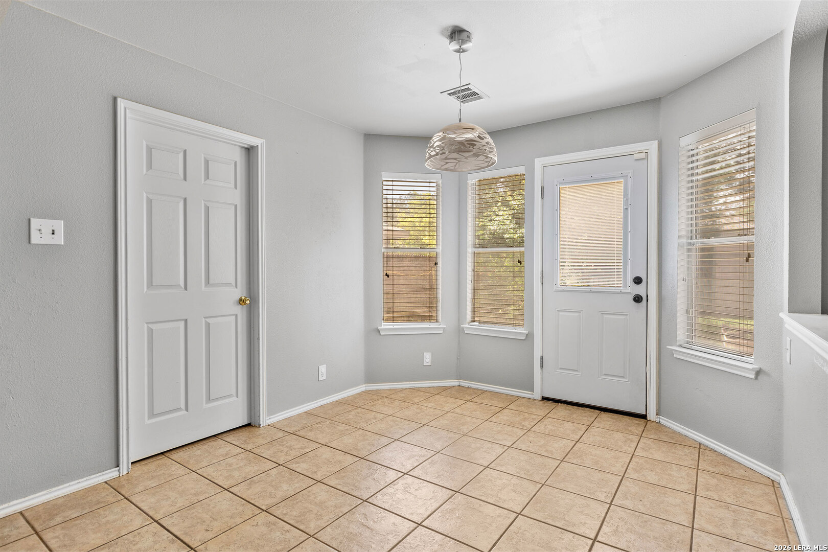 9915 Sandlet Trail San Antonio TX 78254