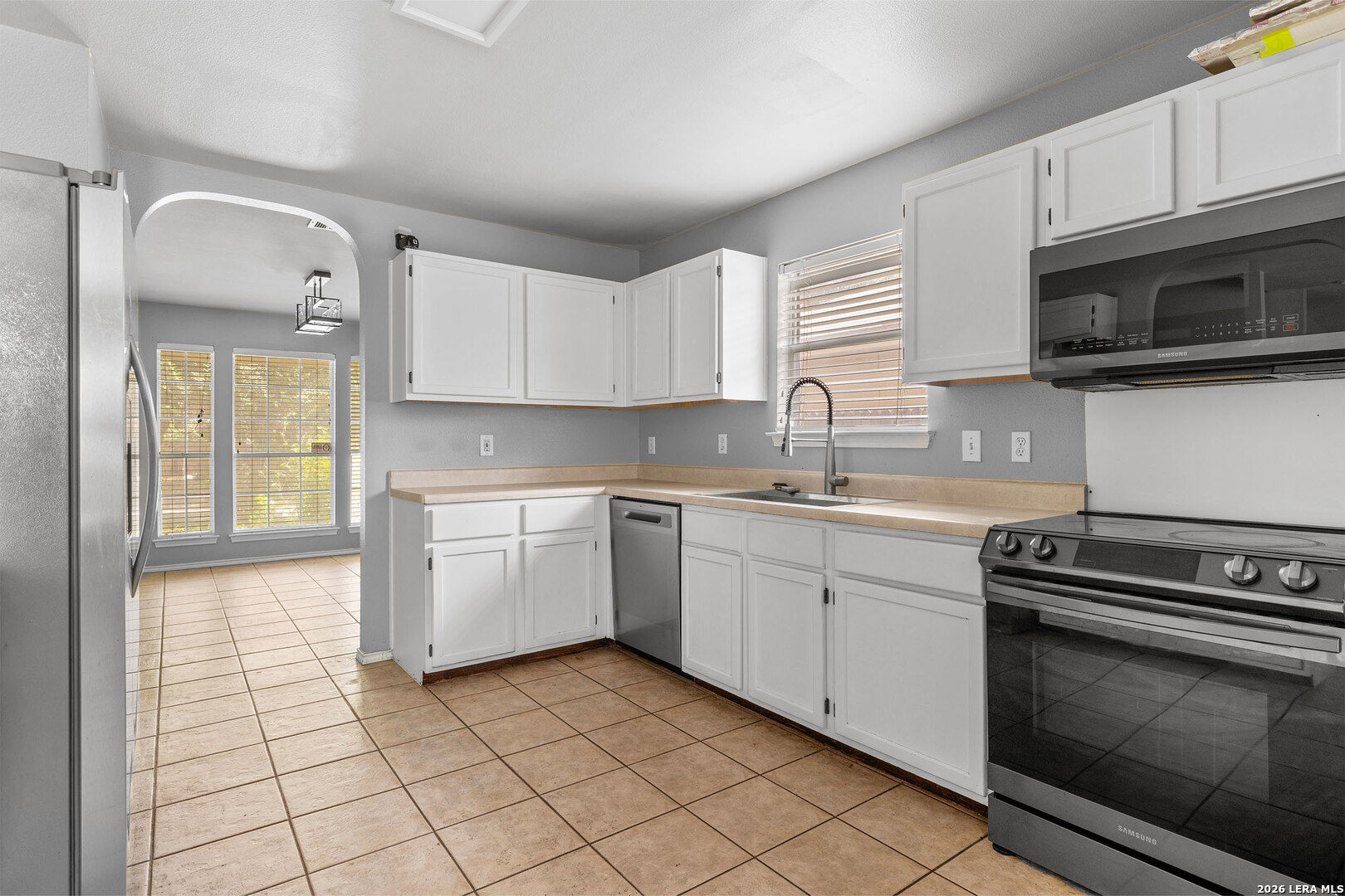9915 Sandlet Trail San Antonio TX 78254