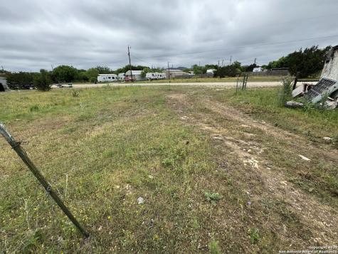 562 Siesta Drive Bandera TX 78003