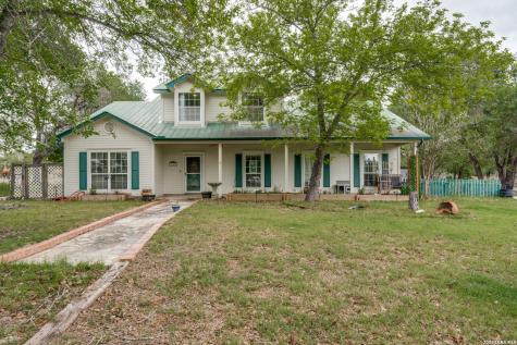 1855 Burr Oak Lane Adkins TX 78101