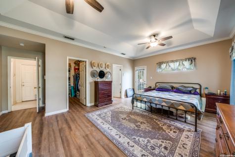 1855 Burr Oak Lane Adkins TX 78101