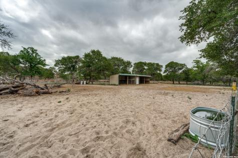 1855 Burr Oak Lane Adkins TX 78101