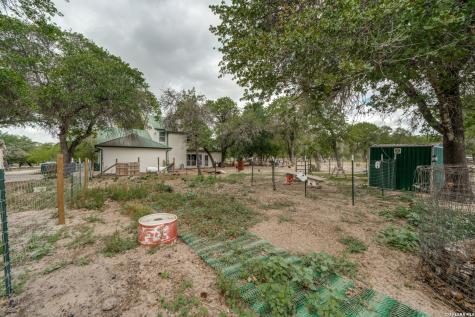 1855 Burr Oak Lane Adkins TX 78101