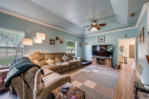 1855 Burr Oak Lane Adkins TX 78101