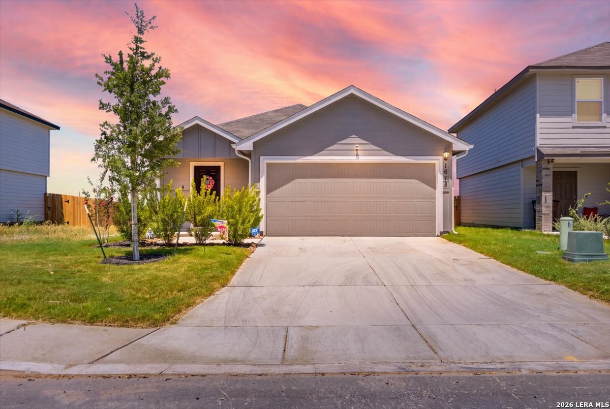 1675 House Finch Drive San Antonio TX 78253