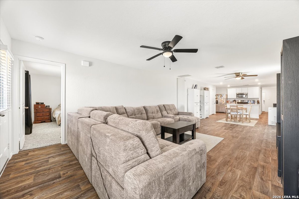 1675 House Finch Drive San Antonio TX 78253