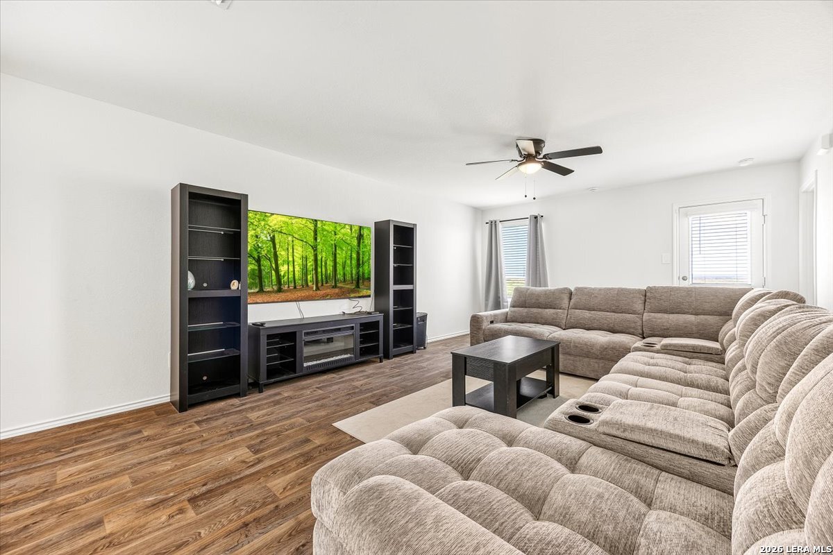 1675 House Finch Drive San Antonio TX 78253