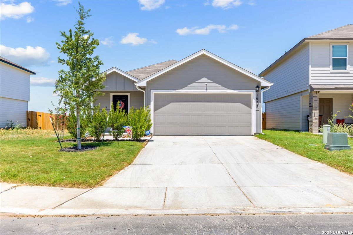 1675 House Finch Drive San Antonio TX 78253