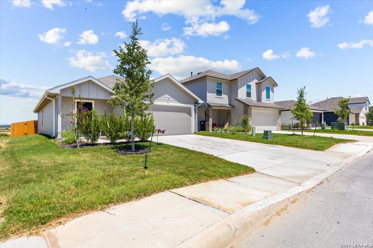 1675 House Finch Drive San Antonio TX 78253
