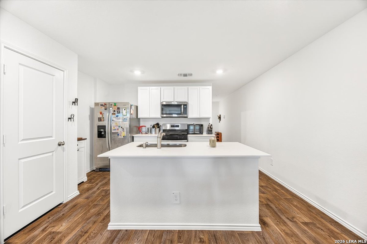 1675 House Finch Drive San Antonio TX 78253