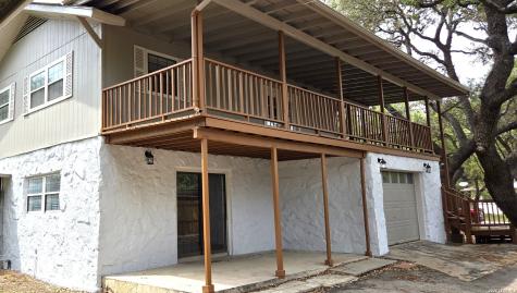 1385 Pebble Beach Road Lakehills TX 78063