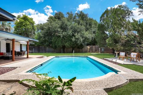 204 Gardenview Castle Hills TX 78213