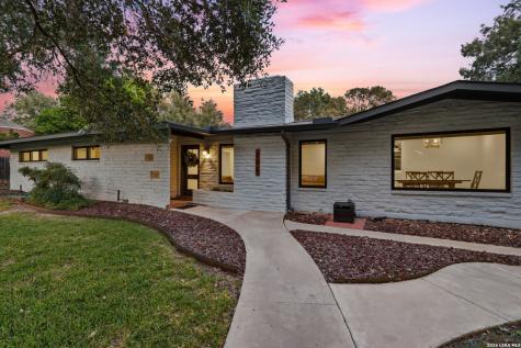 204 Gardenview Castle Hills TX 78213