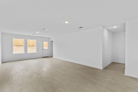 14915 Warwick Shire San Antonio TX 78254