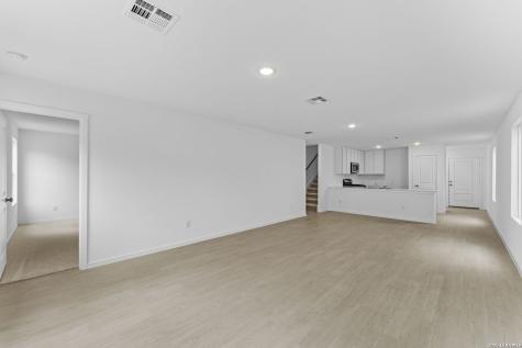 14915 Warwick Shire San Antonio TX 78254