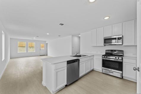 14915 Warwick Shire San Antonio TX 78254
