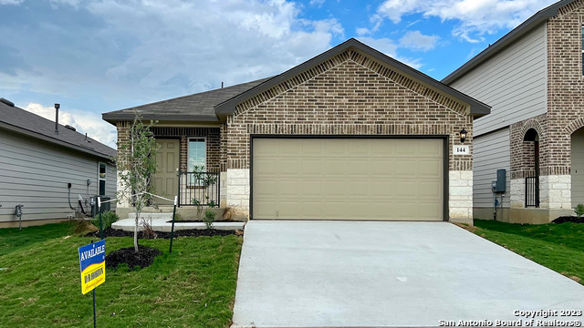 144 Chipping Alley Floresville TX 78114