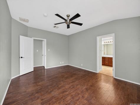 211 Starling Creek New Braunfels TX 78130