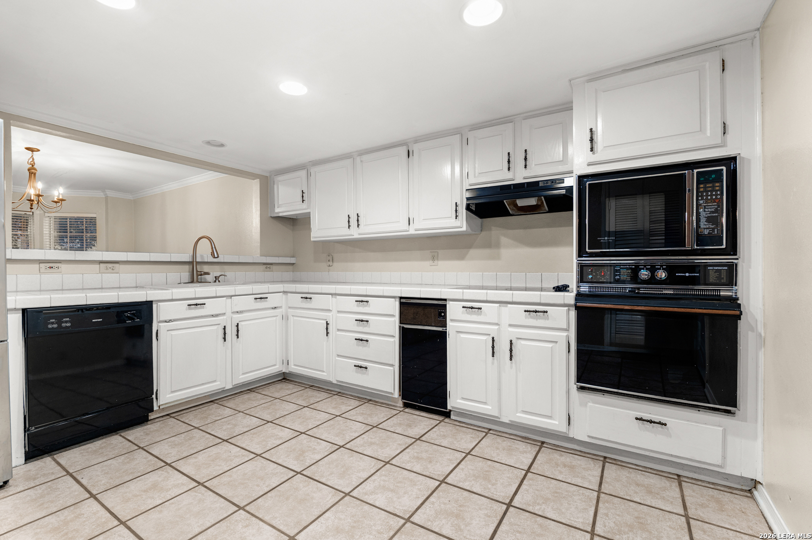 16710 Henderson Pass San Antonio TX 78232