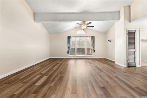 16710 Henderson Pass San Antonio TX 78232