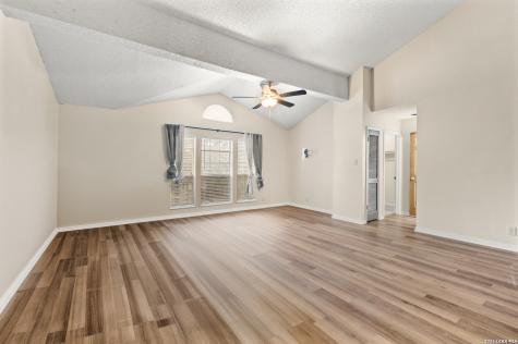 16710 Henderson Pass San Antonio TX 78232