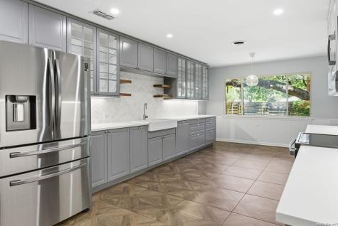 105 Cobblestone Castle Hills TX 78213