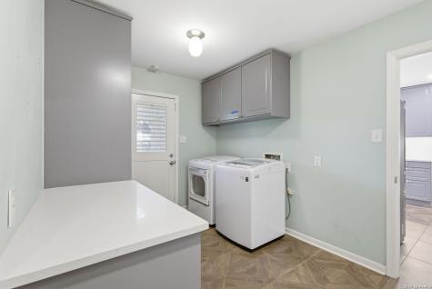 105 Cobblestone Castle Hills TX 78213
