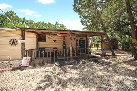 496 Cedarhill Drive Bandera TX 78003