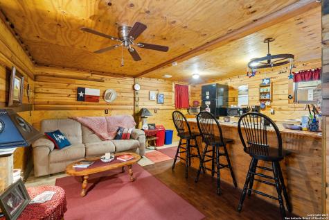 496 Cedarhill Drive Bandera TX 78003