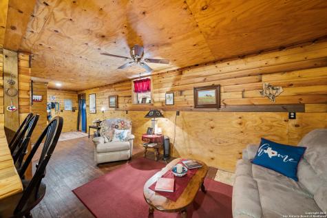 496 Cedarhill Drive Bandera TX 78003