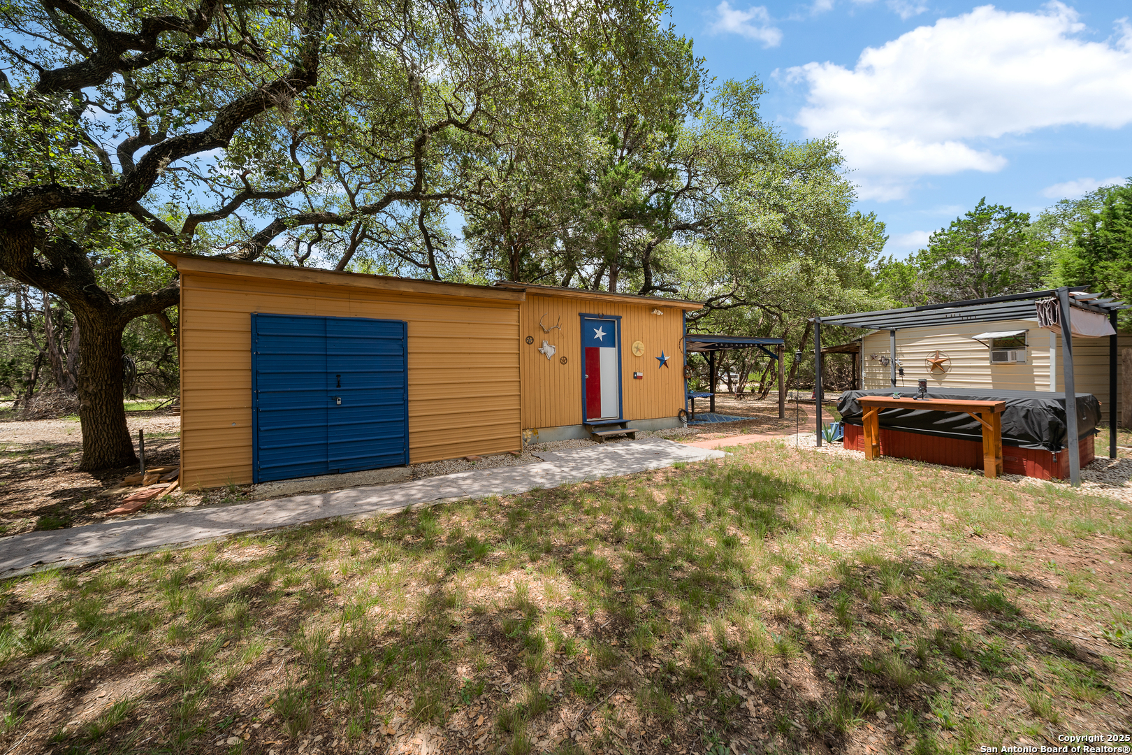 496 Cedarhill Drive Bandera TX 78003