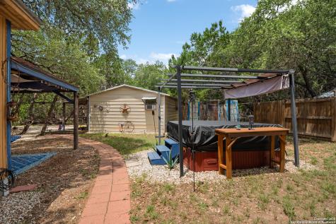496 Cedarhill Drive Bandera TX 78003