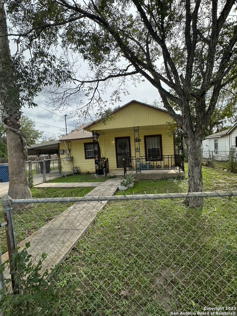 1326 W Vestal Place San Antonio TX 78221