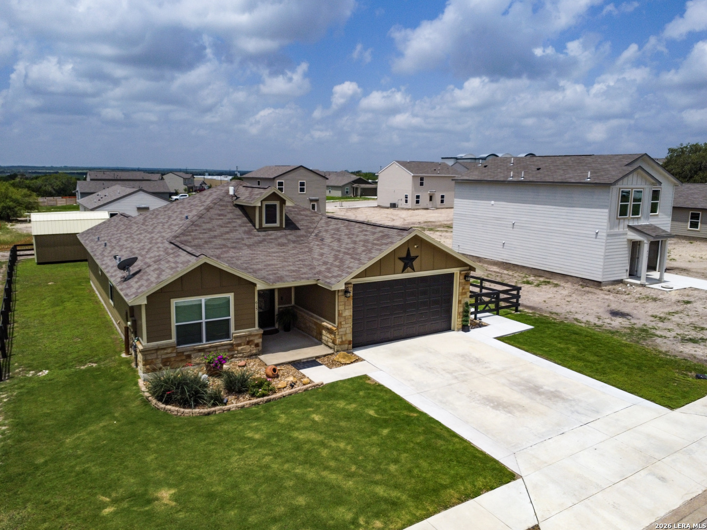 615 Cadena Loop Kenedy TX 78119