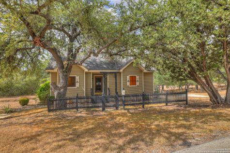 1405 Lonesome Canyon Lake TX 78133