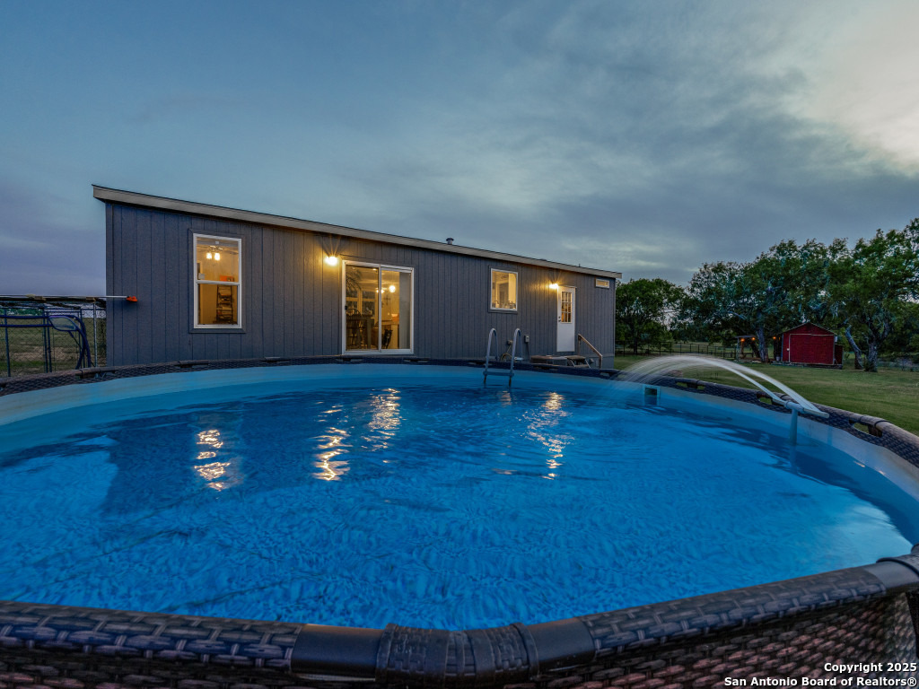2831 County Road 430 Pleasanton TX 78064