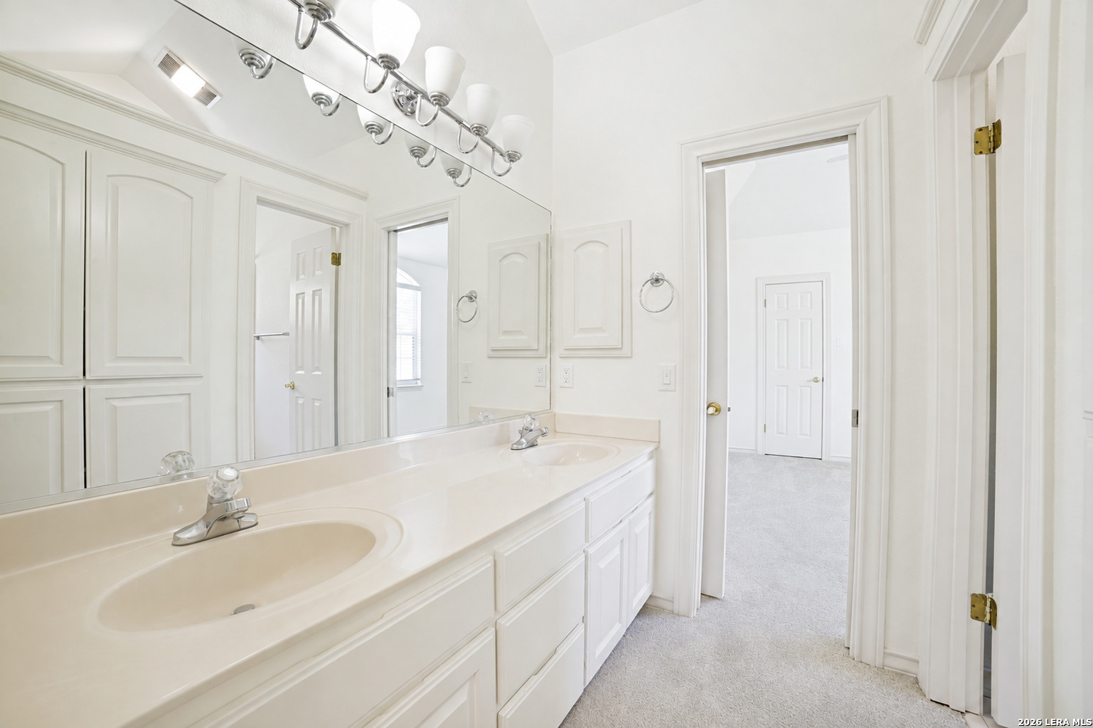 30 Rogers Wood San Antonio TX 78248