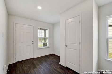 721 Greenway Trail New Braunfels TX 78132