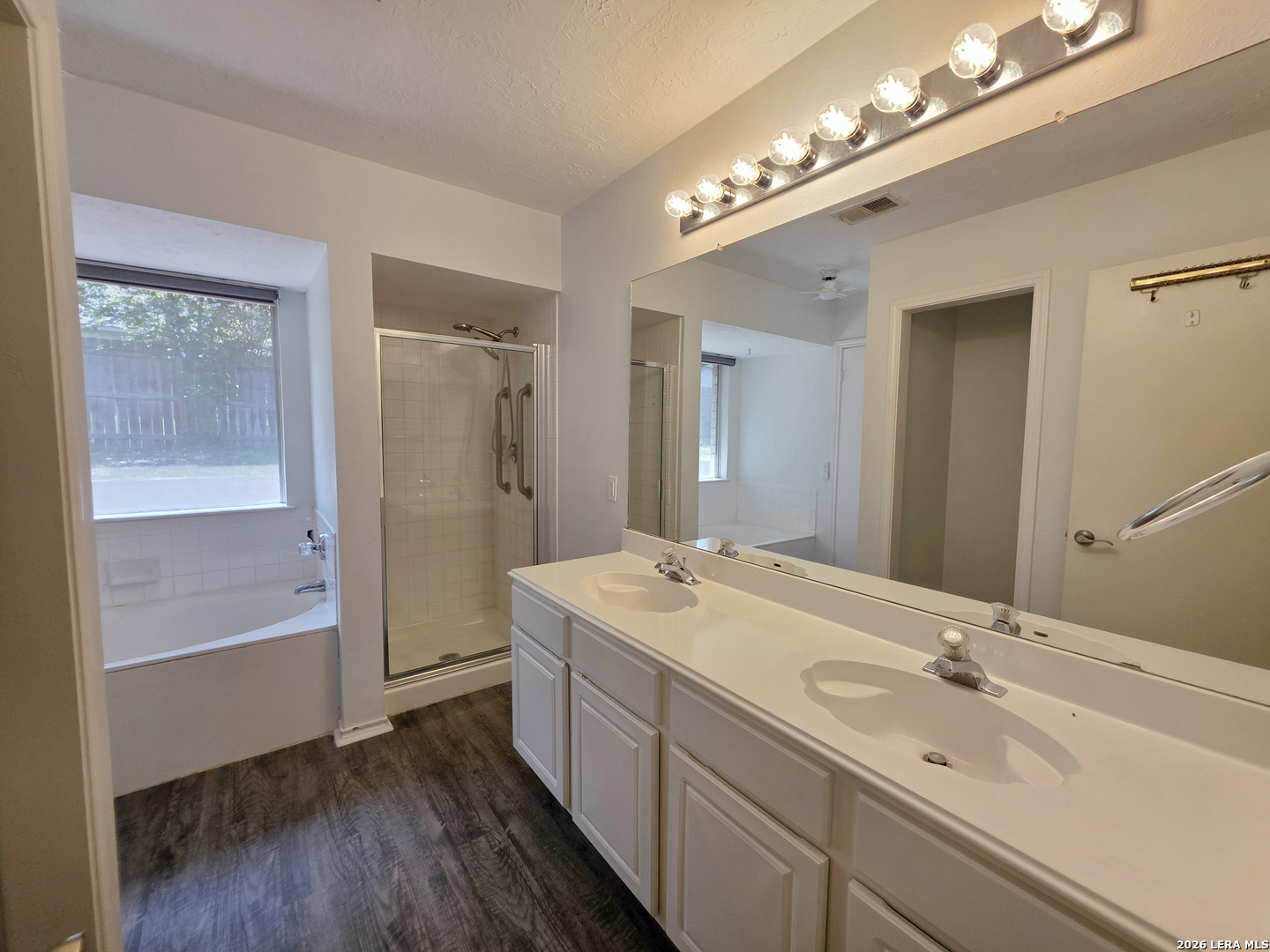 8423 Branch Hollow Universal City TX 78148