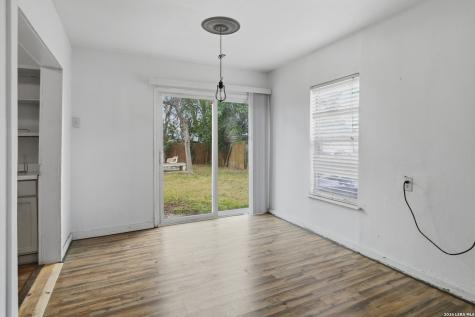 212 Armstrong San Marcos TX 78666