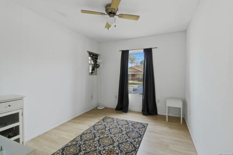 212 Armstrong San Marcos TX 78666